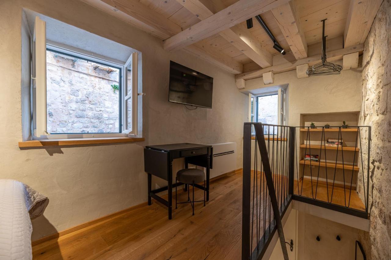 Apartment Superior 1 Bedroom Gabriela Next To Buza *